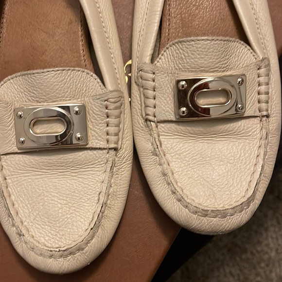 Milk Color Michael Kors Sz 6.5 - Picture 6 of 9